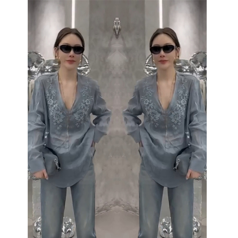 Blus Kerah V Bordir Bunga Kasu - Good Floral & Wedding Decor Supply Photos ulasan dan harga